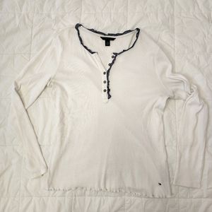 Tommy Hilfiger 90s style heney shirt with lettuce hem